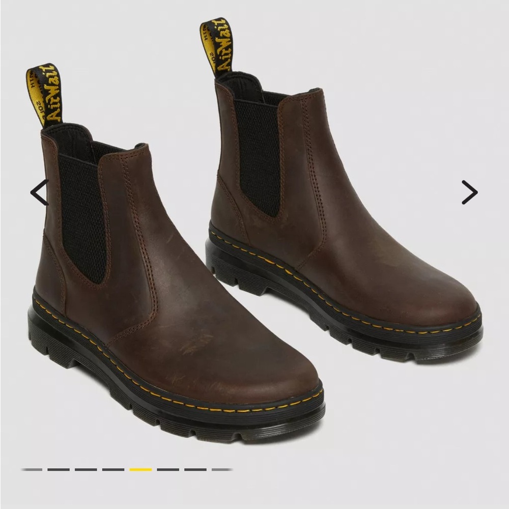 NEW Dr Martens Embury Chelsea Boot unisex